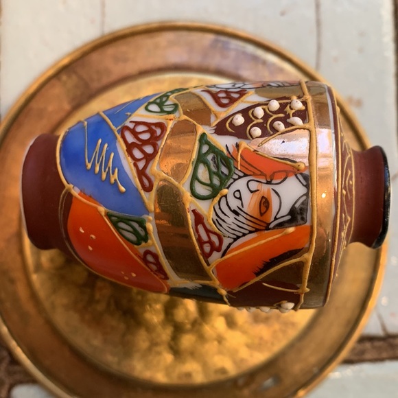 Vintage Nippon miniature vase. - Picture 7 of 7